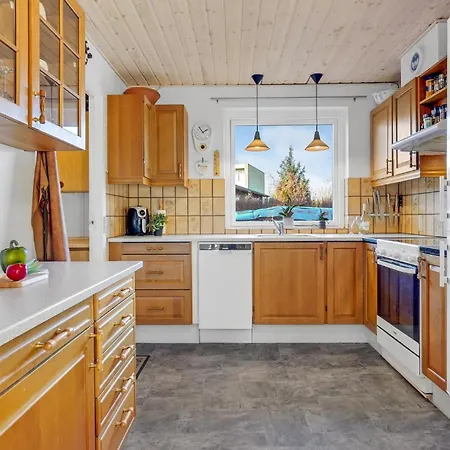 Holiday home 3 Bedroom Gorgeous In Kalvehave