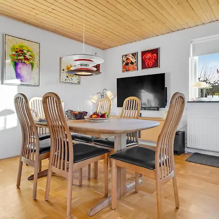 Holiday home 3 Bedroom Gorgeous In Kalvehave Kalvehave (Zealand)