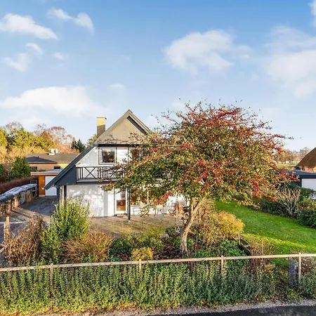 3 Bedroom Gorgeous In Kalvehave Kalvehave (Zealand)